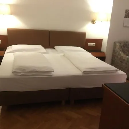 Adria 3* ボルツァーノ