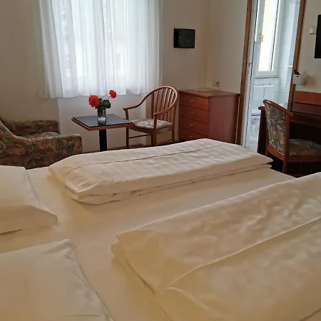 Hotel Adria 3*